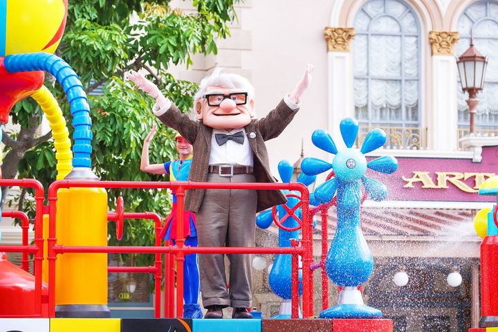 香港迪士尼樂園Pixar水花大街派對。　圖：香港旅遊發展局／提供 