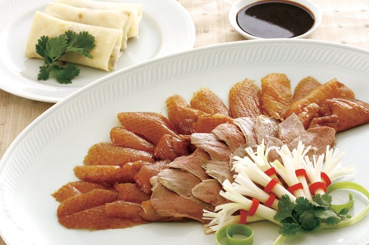 ▲台北福華大飯店推出中式10人和菜餐券13,888元，可享豐盛海陸美饌。　圖：台北福華大飯店／提供