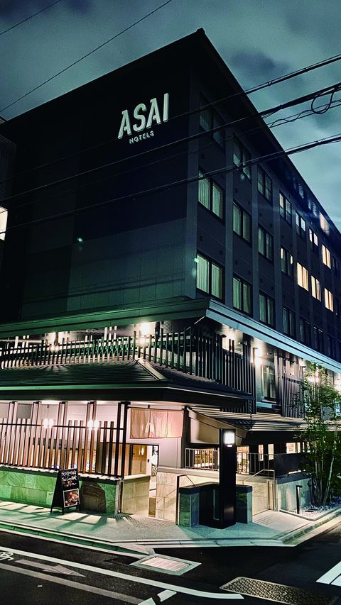 ▲夜晚的 ASAI 京都四条旅店格外有情調。　記者-張偉浩／攝