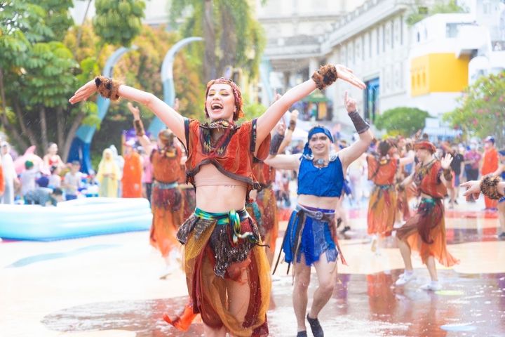 夏季旅展中，高雄觀光圈的「一番賞」驚喜禮，包括義大遊樂園門票等各項大獎。　圖：茂管處／提供