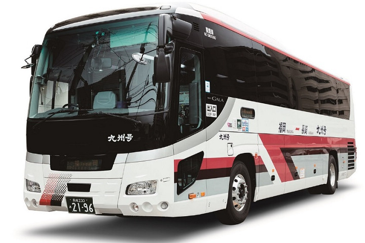 從福岡機場直接搭乘高速巴士前往長崎縣，可免除提著行李轉車的舟車勞頓。　圖片提供：長崎縣觀光連盟