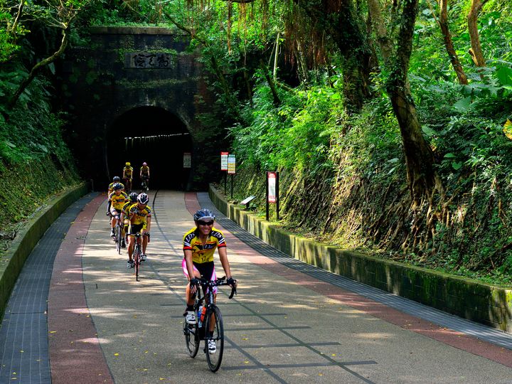 ▲10款優套票提供多元旅遊體驗，包括遊客喜愛的自行車路線。　圖：東北角風管處／提供