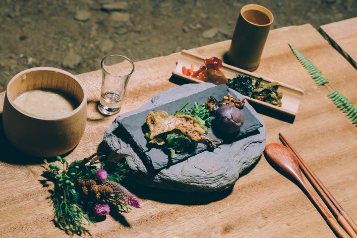 縱谷原遊會「餐桌上的部落旅行」「一餐一日一策展」走進神話故事