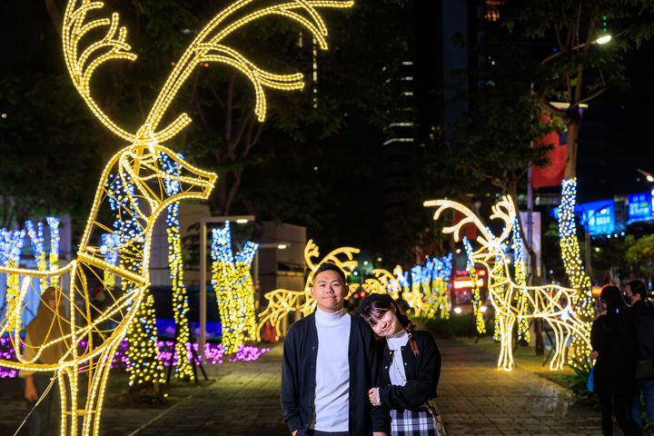 ▲「幸福花鹿大道」，刻畫出耶誕節暖心場景，也代表著引領幸福到來的耶誕意象。　圖：新北市政府觀光旅遊局／提供