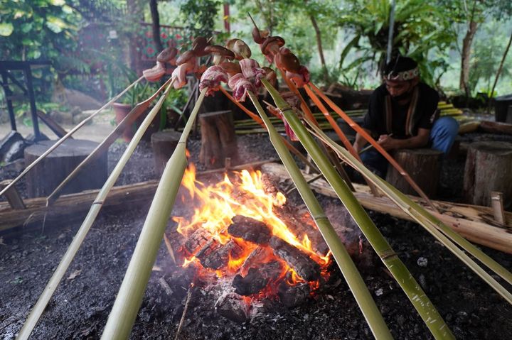 ▲「食物森林派對．實境劇場體驗」將帶遊客體驗部落族人的日常生活。　圖：新竹縣政府交通旅遊處／提供