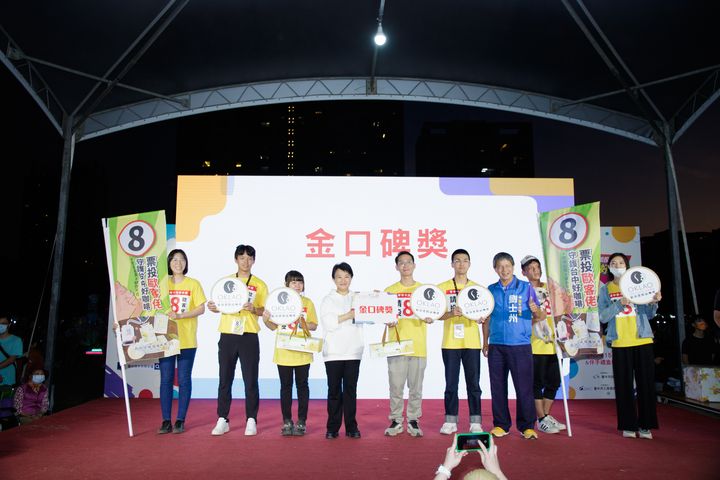 ▲金口碑獎－歐客佬精品咖啡 。　圖：台中市政府新聞局／提供