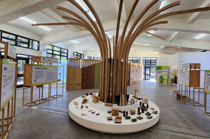 東勢林業文化園區禮堂展館展出「《入境山林》探索森林島嶼」特展。　圖：林業及自然保育署臺中分署／提供