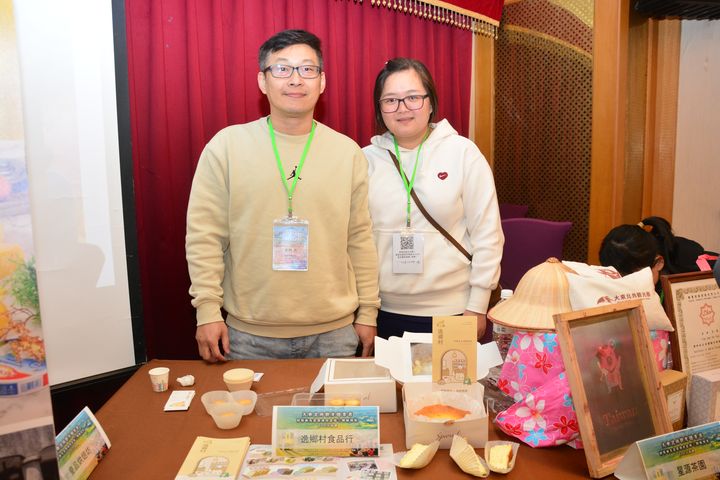 ▲逸鄉村食品行。　記者-謝旻蒨／攝