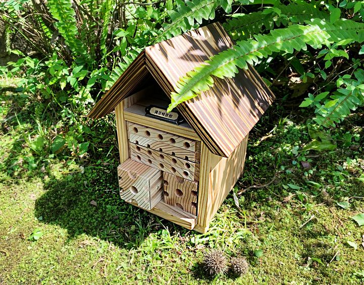 ▲「獨居蜂旅館」是為了讓現代環境中棲地遭破壞的獨居蜂能棲息繁衍而創造的容身之器。　圖：新北市政府文化局／提供