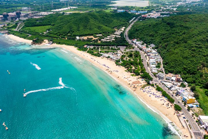 從高空俯瞰屏東之美，領略南國壯闊的山海絕景。　圖：屏東縣政府／提供