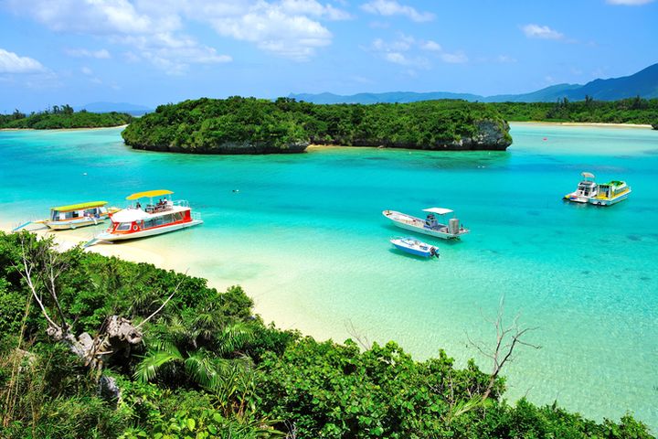 ▲石垣島川平灣是日本米其林指南三星景點。　圖：shutterstock／來源