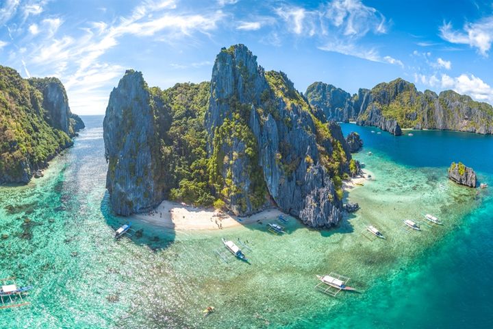 澄淨自然的巴拉望有「跳島仙境」的美譽。　圖：shutterstock／來源