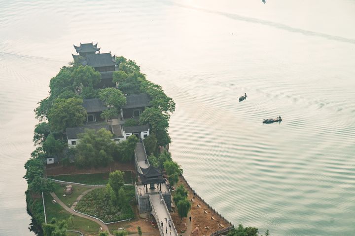 美麗中華／四大書院之旅 沉浸在文化與書香的洗禮