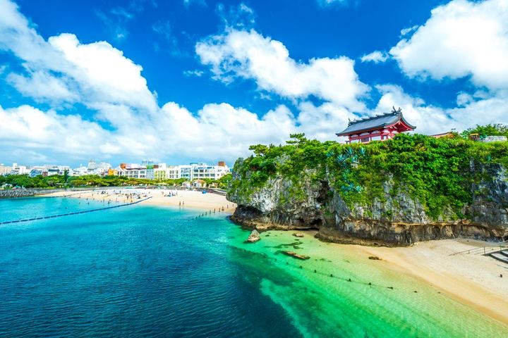 ▲沖繩那霸湛藍的白色沙灘。　圖：Shutterstock／來源