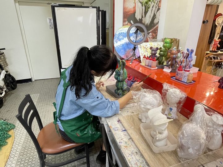 ▲體驗流體畫創作。　圖：新北市政府漁業及漁港事業管理處／提供