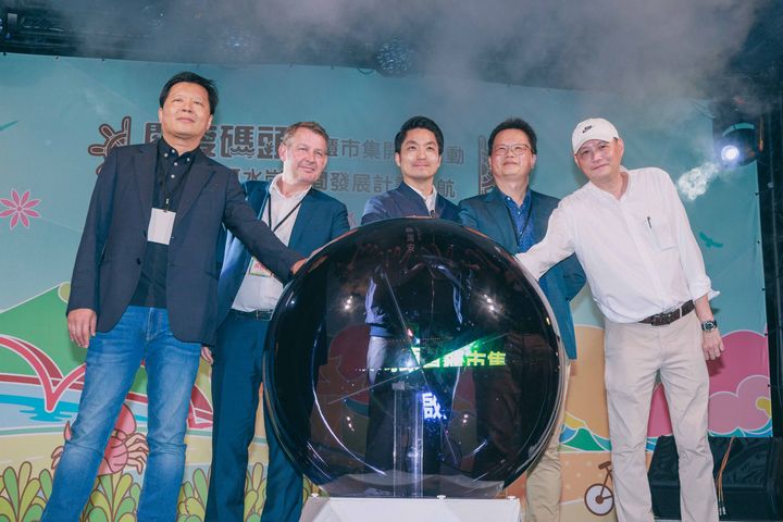 ▲關渡碼頭貨櫃市集日前盛大開幕。　圖：台北市政府工務局水利工程處／提供