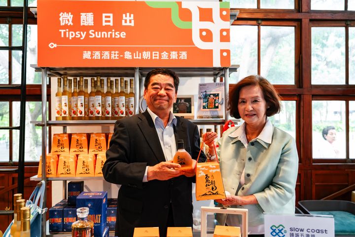 頭城五漁鐵記者會發布限量聯名商品。　圖：宜蘭縣政府工商旅遊處／提供