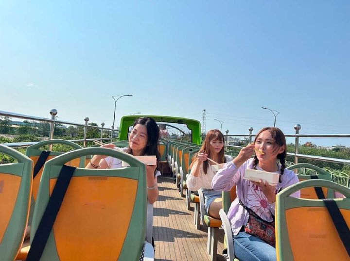 ▲台南雙層巴士美食餐車主題遊程。　圖：台南市政府觀光旅遊局／提供