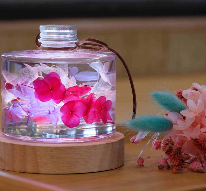 ▲DIY繡球花手作體驗。　圖：台北市政府產業發展局／提供