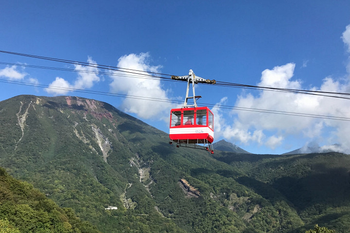 搭乘明智平纜車眺望的日光景色，四季皆美。