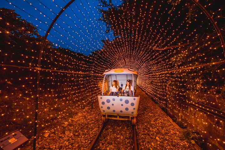 深澳鐵道自行車推廣為期兩個月「燦爛夏夜山海騎」限定活動。　圖：新北市政府觀光旅遊局／提供