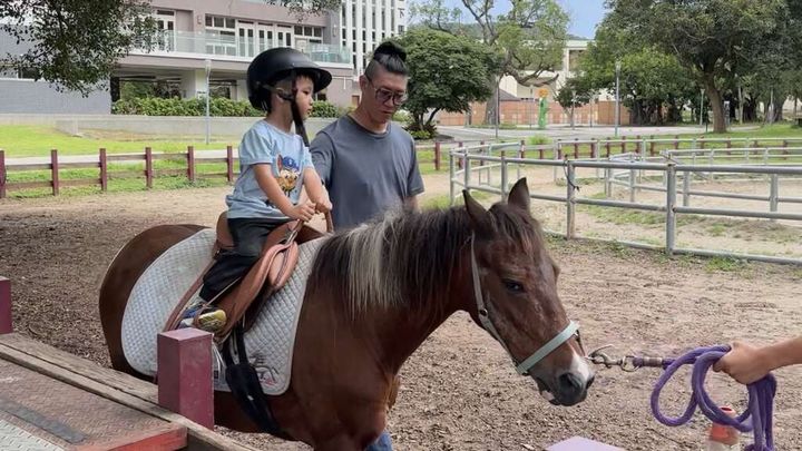 ▲馬場提供騎馬牽乘體驗。　圖：臺中市政府觀光旅遊局／提供