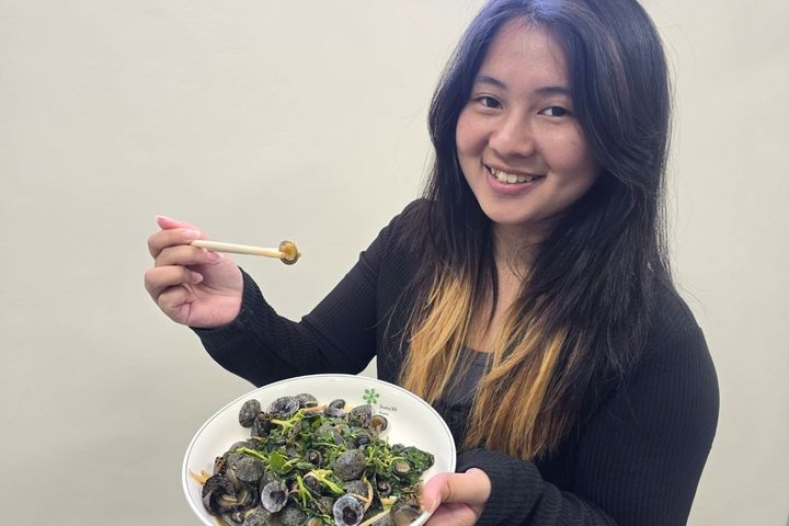 斗笠螺熱炒十分可口。　圖：新北市政府漁業及漁港事業管理處／提供
