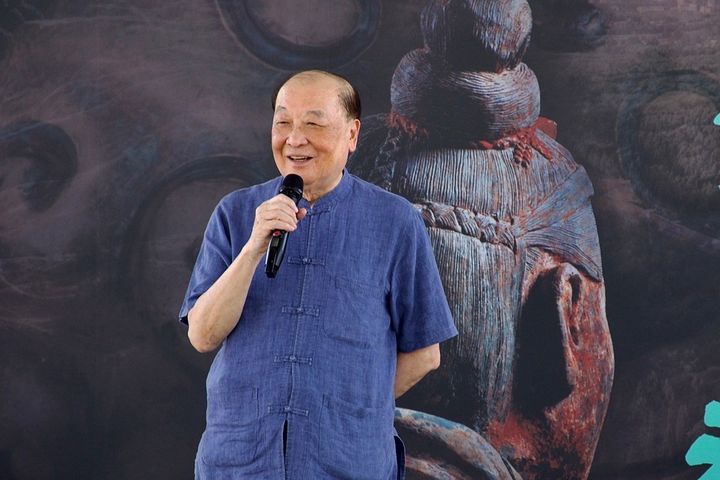 ▲臺灣貴賓代表洪孟啟教授致詞，從展覽所呈現深厚文化中感受到秦代智慧與治理的力量。　圖：中華翰維文化推廣協會／提供