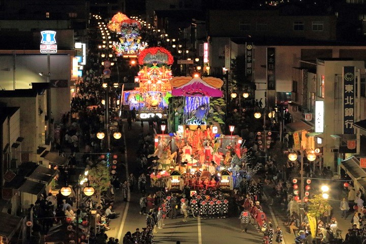 岩手縣的久慈秋祭擁有650年歷史，被譽為「岩手縣北最大的山車祭典」。　圖：岩手縣／提供