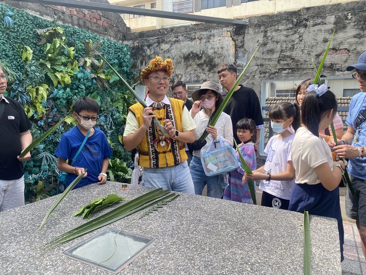 ▲安坡部落童玩體驗遊程廣受親子客群歡迎。　圖：茂林國家風景區管理處／提供