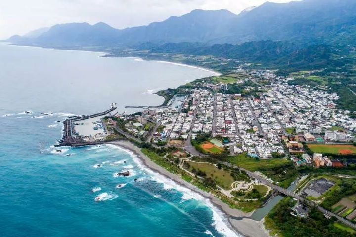 連結成功鎮與綠島的「藍色公路」正式開航。　圖：成功鎮公所／提供