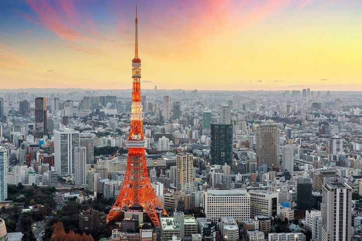 旅客可以在東京探索歷史悠久的寺廟，享受世界級的購物。　圖：Agoda／提供 