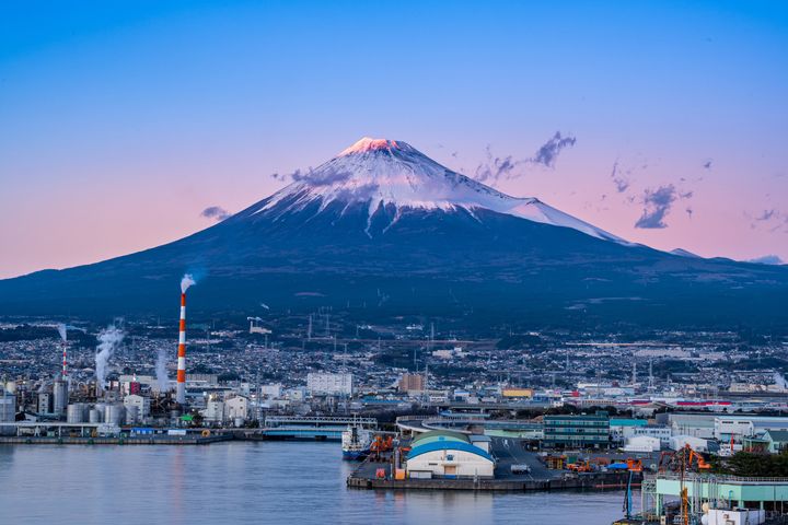 華航靜岡跨年專機12/28出發、2025/1/3回程限量1班，再贈多樣機場紀念品、優惠券。　圖：Shutterstock／來源