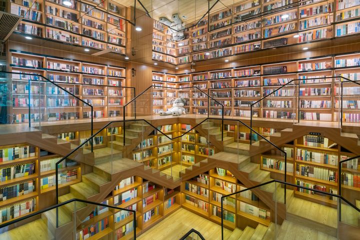 ▲最天使文創書城就座落在杭州西湖邊，是熱門的網紅書店。　圖：shutterstock／來源