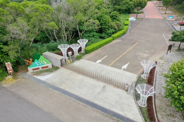 ▲東方公園全新設施包括大草原、步道花園廊帶、公廁設施等，煥然一新。　圖：參山國家風景區管理處／提供