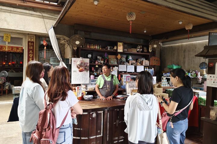 ▲四重溪鹹蛋 DIY 體驗。　圖：大鵬灣國家風景區管理處／提供