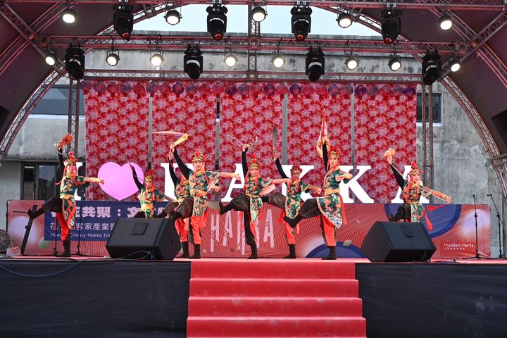 花蓮「客家產業暨技藝博覽會」即日起至11/10在花蓮縣運動休閒園區（舊吉安菸葉廠）舉辦。　圖：花蓮縣政府／提供
