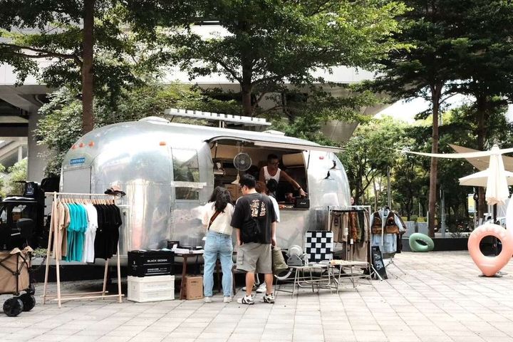 台中捷運松竹站戶外廣場打造全新的森活據點－居市森駅。　圖：臺中市政府觀光旅遊局／提供