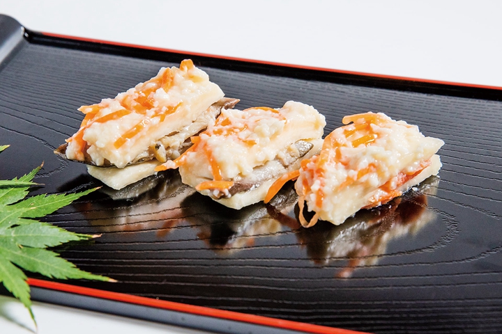 ▲傳統發酵食品「蕪菁壽司」。
