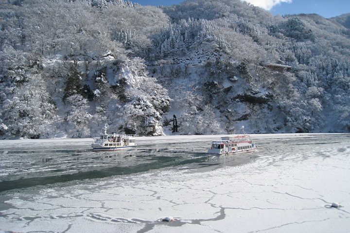 有如秘境的銀白世界「庄川峽」，坐落於富山縣西部的礪波市。　圖：礪波市/提供