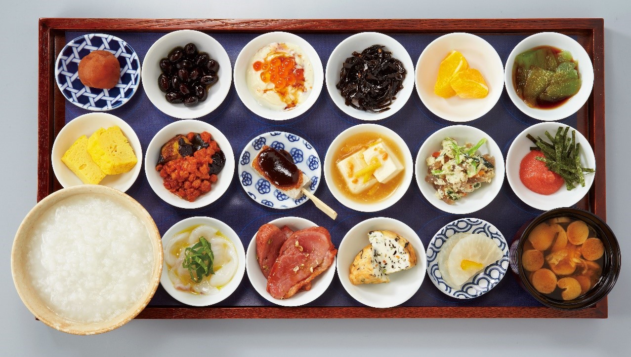 ▲著名的築地本願寺超人氣的「18品早餐」。 圖：©Tsukiji Hongwanji/提供