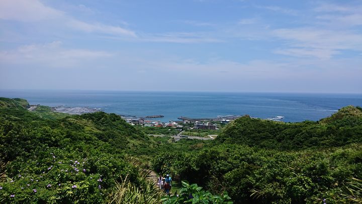 ▲極東公園可俯瞰馬崗漁港。　圖：新北市政府漁業及漁港事業管理處／提供