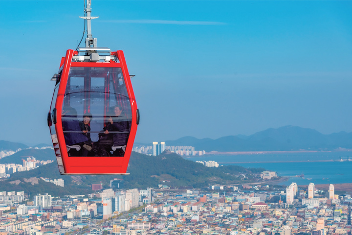 木浦纜車可以眺望整座城市與絕美海景。　記者-張偉浩／攝