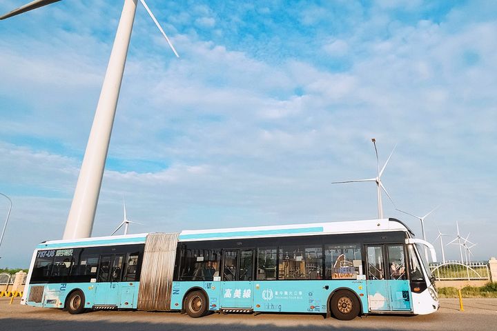 參加大肚山活動可搭「309高美線」享低碳旅遊。　圖：臺中市政府觀光旅遊局／提供