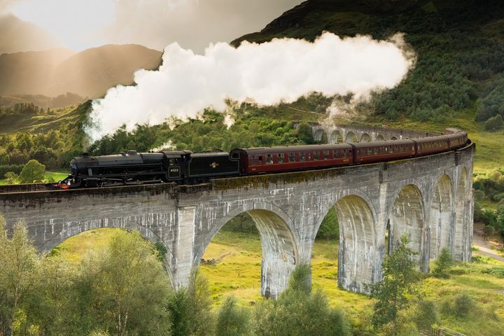 蘇格蘭高地格蘭芬南高架橋，是電影《哈利波特》取景地之一。　圖：shutterstock／來源 