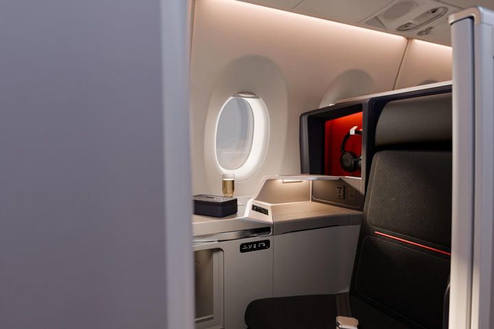 達美航空機艙空間設計全新登場－達美至臻商務艙 Delta One。　圖：達美航空／提供