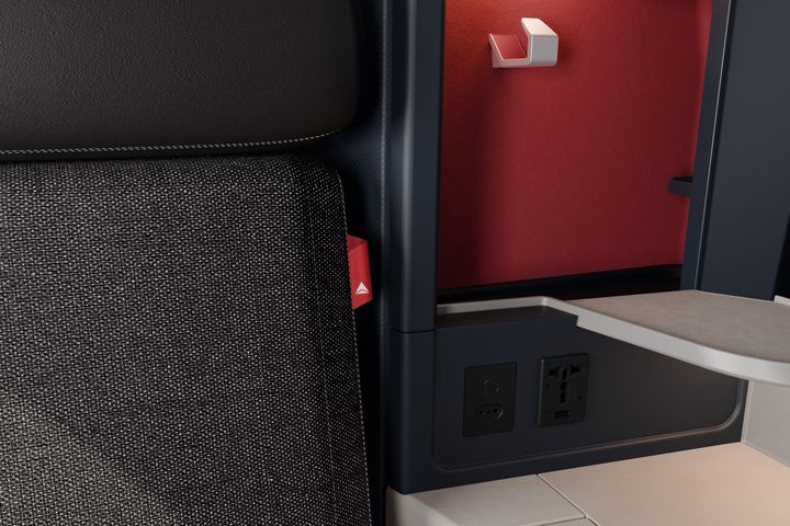 ▲獲選「美國最佳國內商務艙」的「達美至臻商務艙 Delta One Suite」。　圖：達美航空／提供