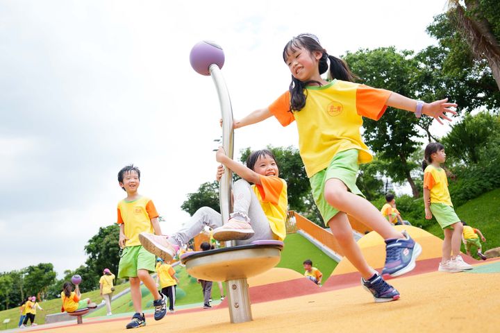 ▲新店親情河濱公園夢遊天地遊戲場2024年開放，是大小朋友春節踏青遊玩的好去處。　圖：新北市政府水利局／提供