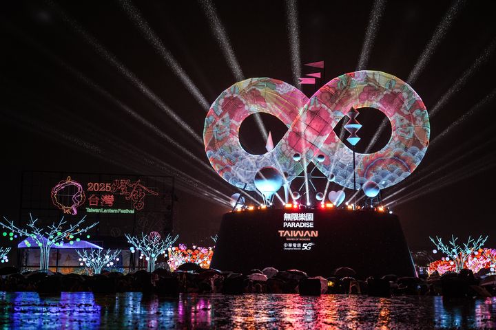 2025年台灣燈會主燈《無限樂園》。　圖：交通部觀光署／提供