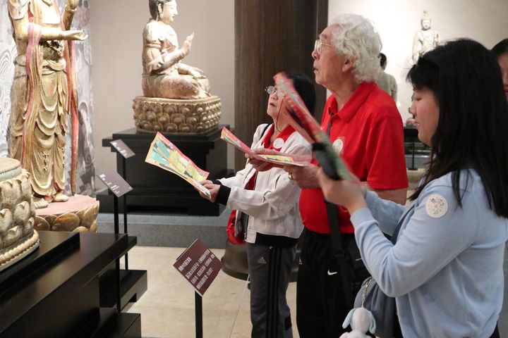 民眾可至展廳參加展件任務，認識佛教藝術。　圖：中台世界博物館／提供 